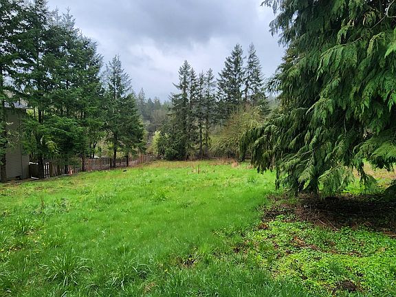 4th image of 840 SW Stephenson St