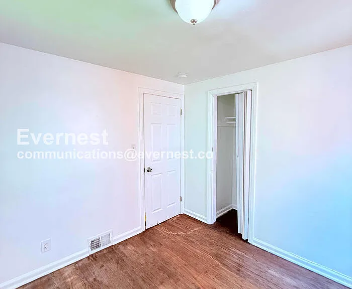 16834 Fairfield St — Photo 15