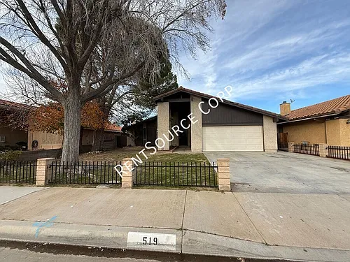 519 W Avenue J15 Photo 1