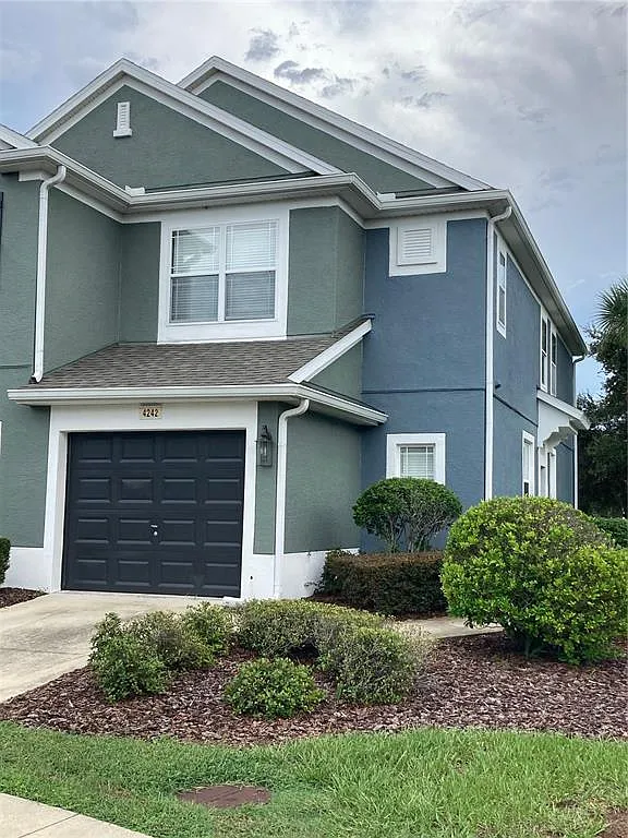 3 bed, 2.5 bath, 1542 sqft, $2,000 — Photo 1