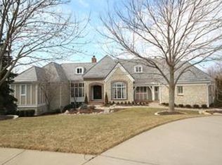 11300 Canterbury Ct, Leawood, KS 66211