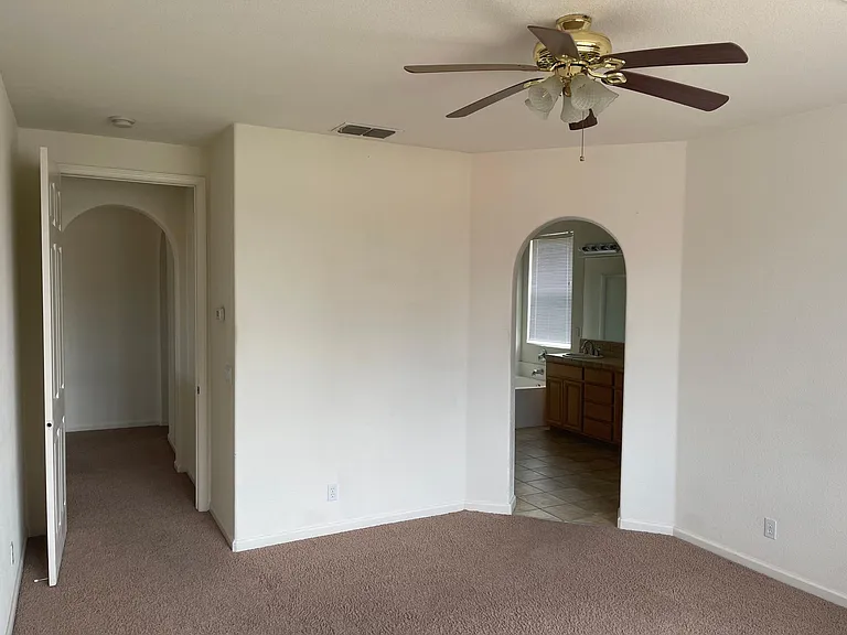 4221 Lasalle Dr — Photo 18