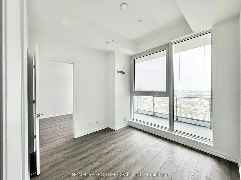 7890 Jane St #3201 — Photo 9