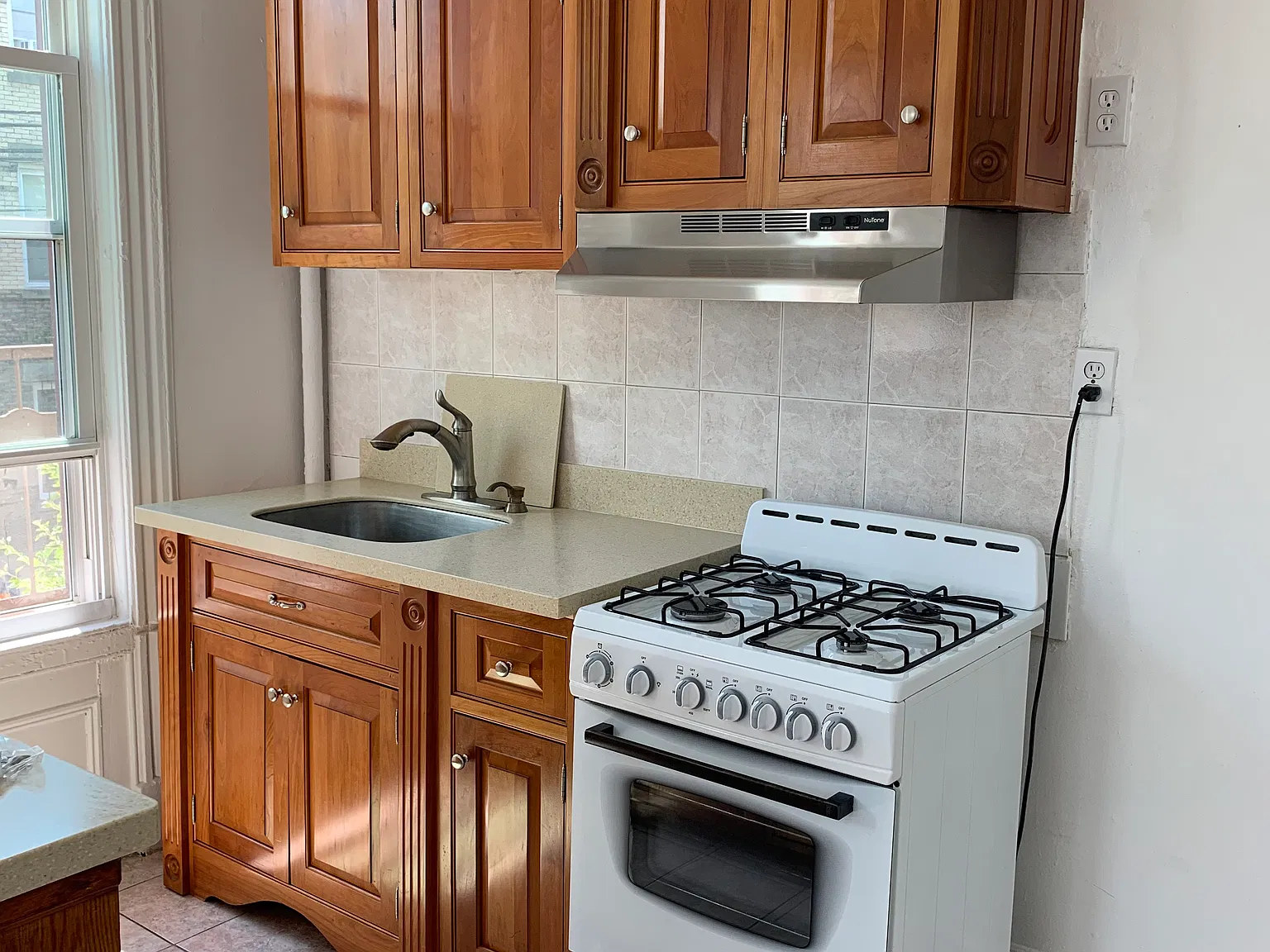 1 bed, $1,600 — Photo 4