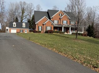 557 Half Moon Ct #1, Earlysville, VA 22936