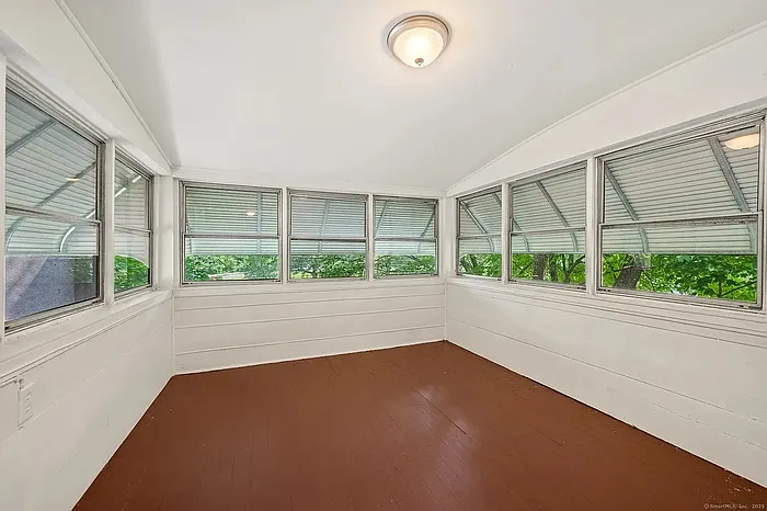 1281 Durham Rd — Photo 15