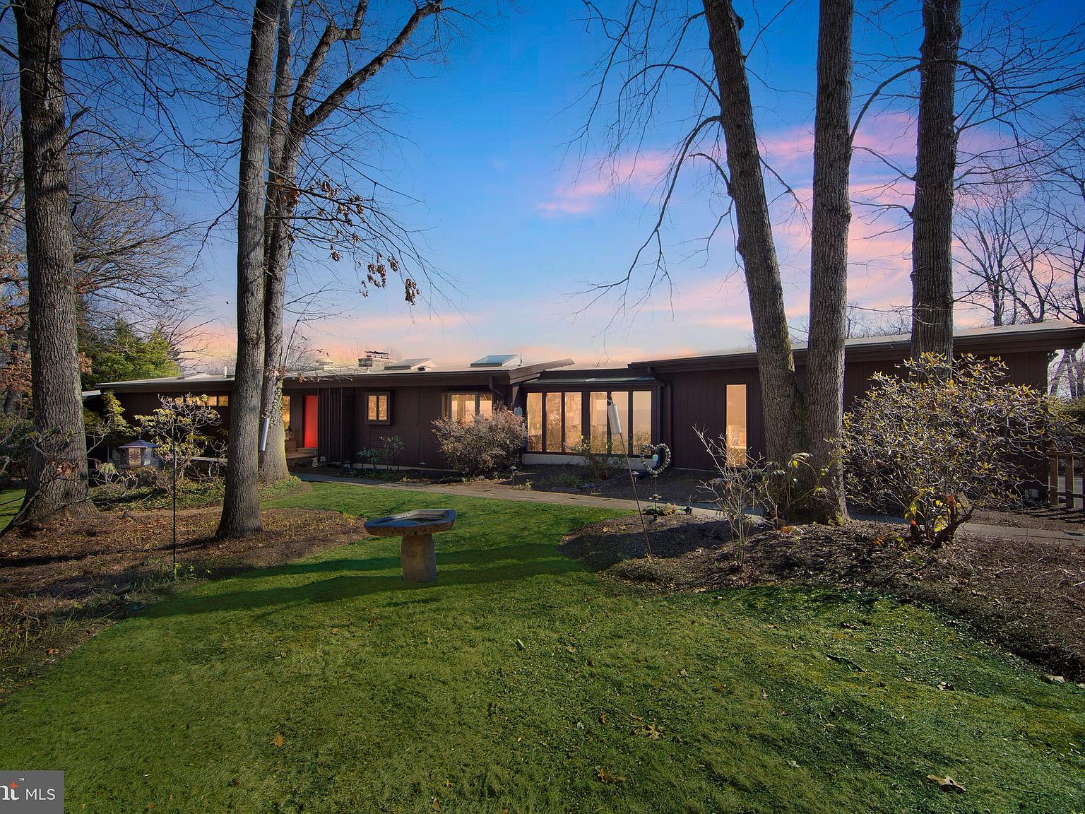 1737 S Forge Mountain Dr, Phoenixville, PA 19460 | Zillow