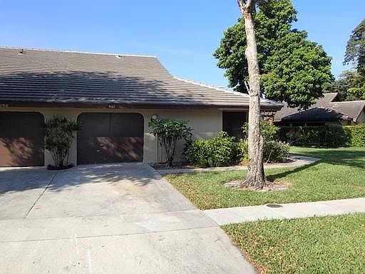 1st image of 5102 Pine Dr