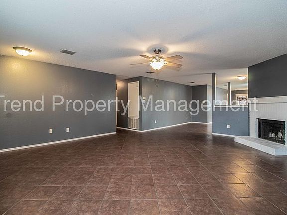 4th image of 5124 Cliff Oaks Dr