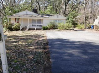 824 Merrie Rd, Raleigh, NC 27606