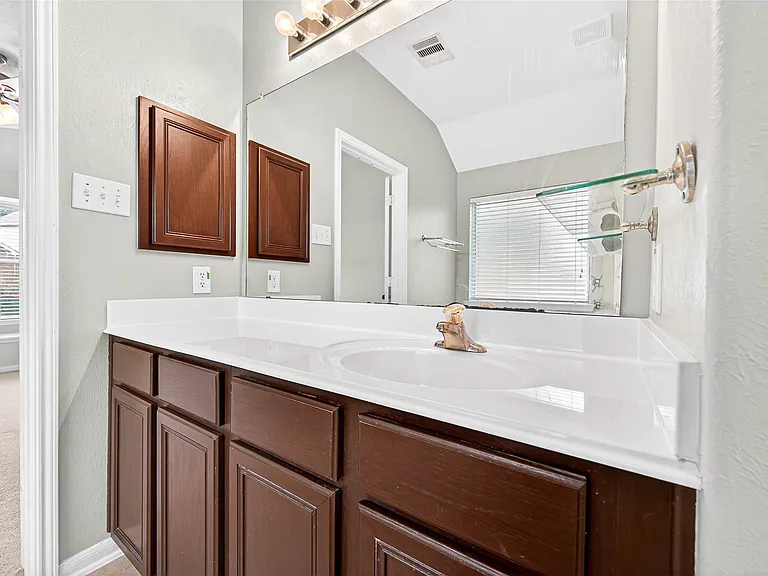 24822 Diamond Run Ct — Photo 42