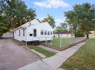 825 James St, Adrian, MI 49221
