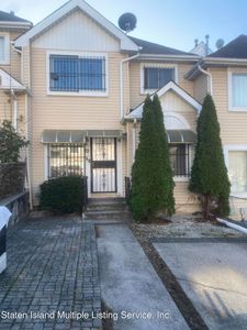 19 Tappen Ct, Staten Island, NY, 10304