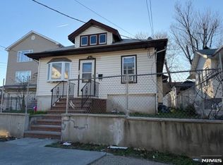 500-502 E 18th St, Paterson, NJ