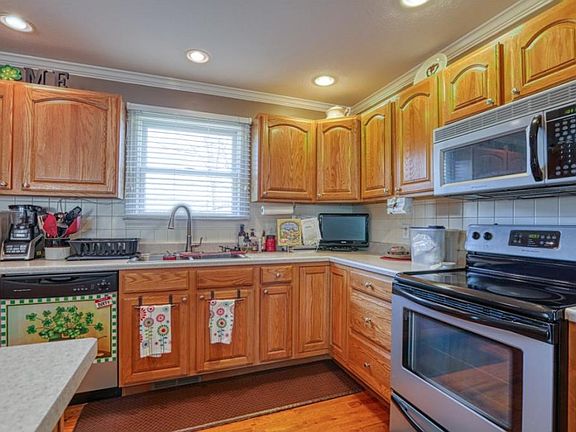 5th image of 104 Keeneland Cir #0