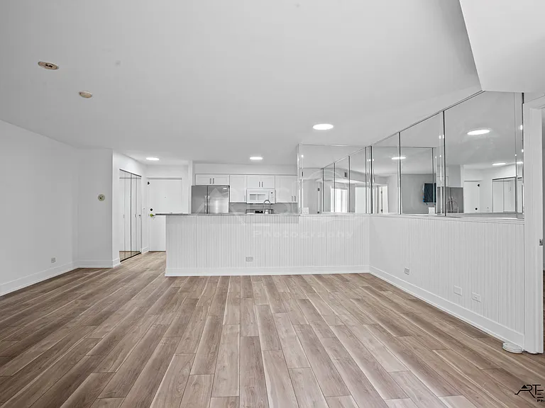 796 N Gary Ave #107 — Photo 7