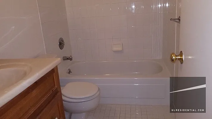 Rented by Highline Residential | media 32