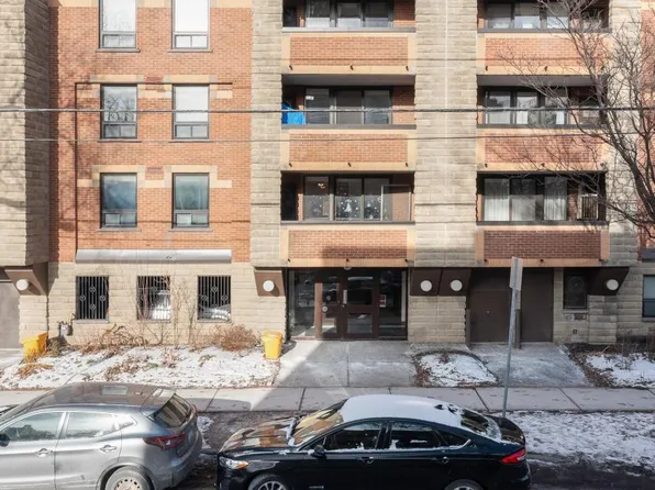 201 Laurier Ave E #405, Ottawa, ON K1N 6P1