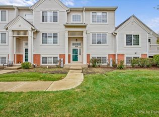 659 S Rosehall Ln, Round Lake, IL 60073