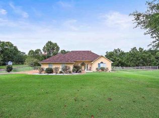 1356 W Parks Rd, Raymond, MS 39154