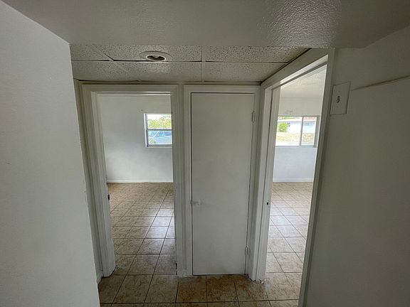 5th image of 5250 Hemlock Dr