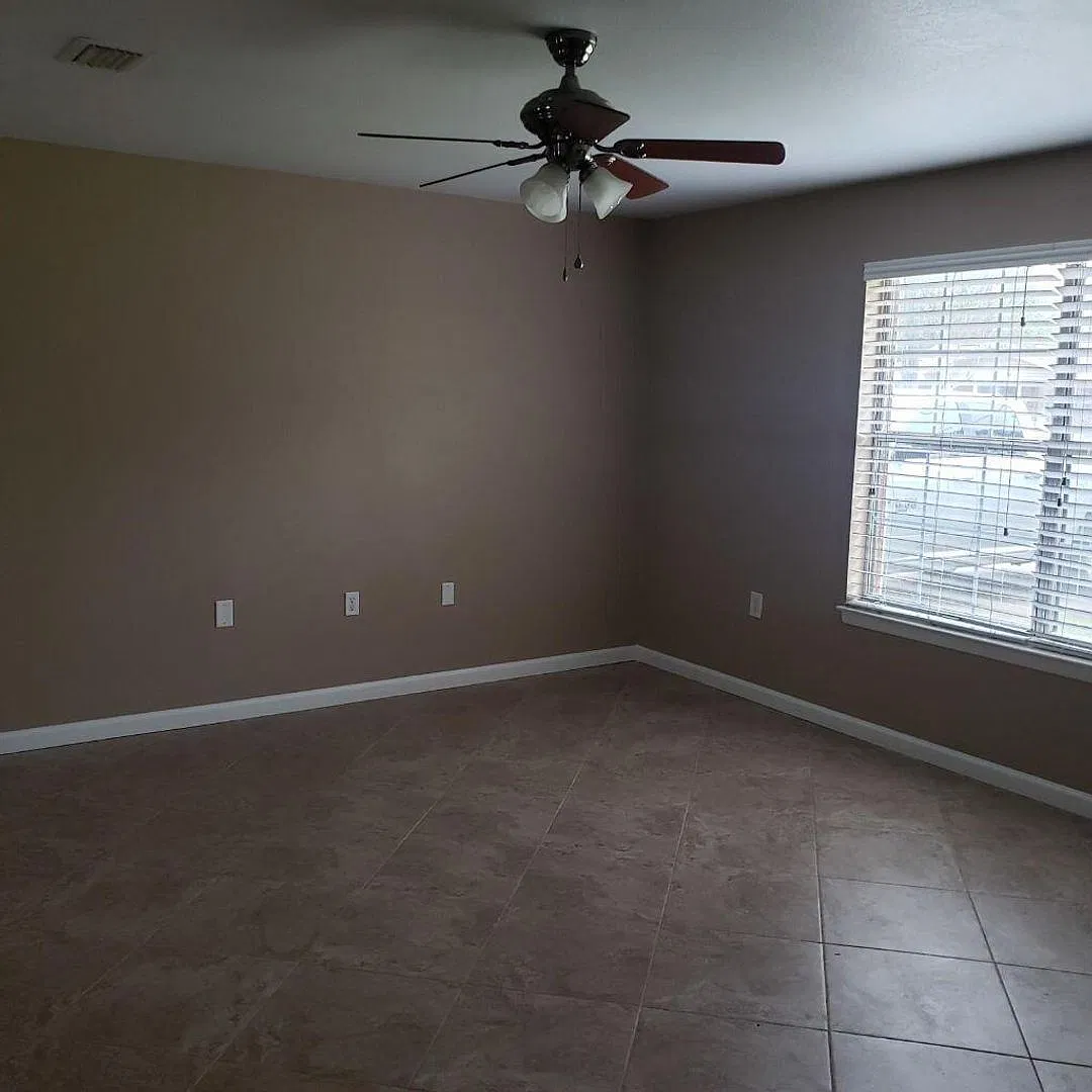 Nice 3 Bedroom Home For Rent! — Photo 4