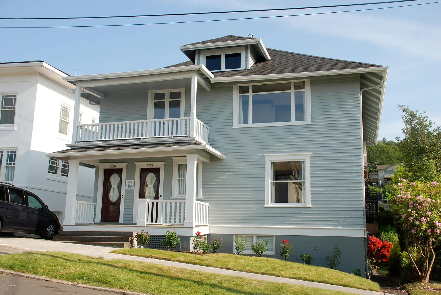 1167 Harrison Ave photo 1
