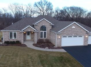 11123 Chicory Ridge Way, Roscoe, IL 61073