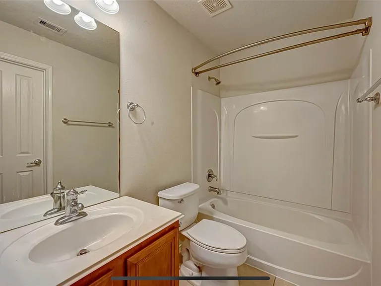 26031 Crestford Park Ln — Photo 4