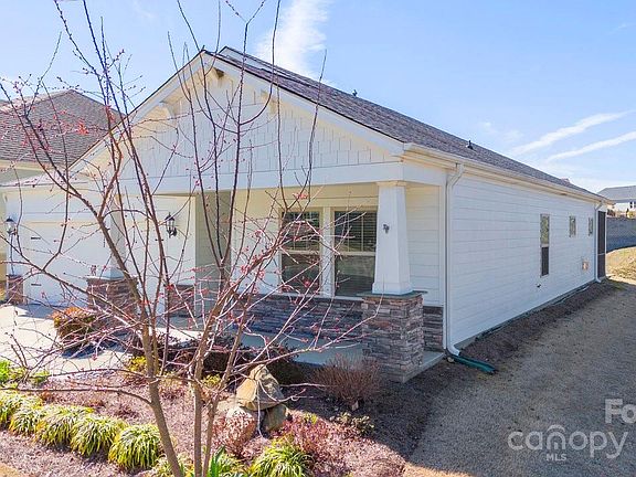 4th image of 5311 Turtle Creek Dr