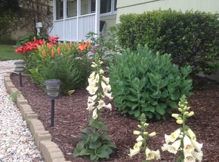 10 Grace Ct, Bethel, CT 06801