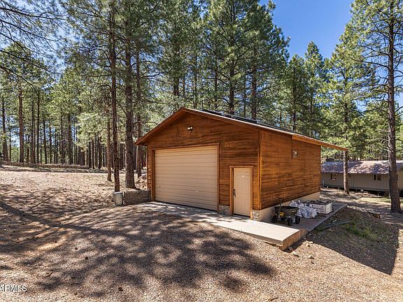 4th image of 341 PINTO Road