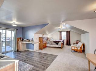 4452 Cascade St #B, Bozeman, MT 59718
