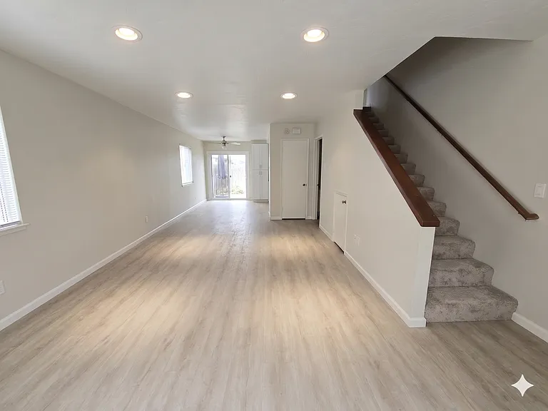 4165 Tiberon Dr — Photo 7
