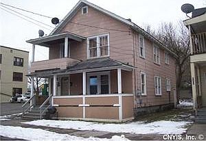2nd image of 115 W Bissell St