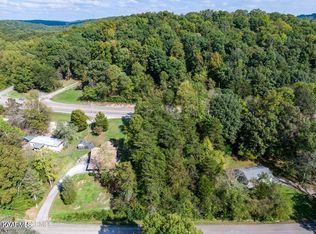 Highway 25w, Powell, TN 37849