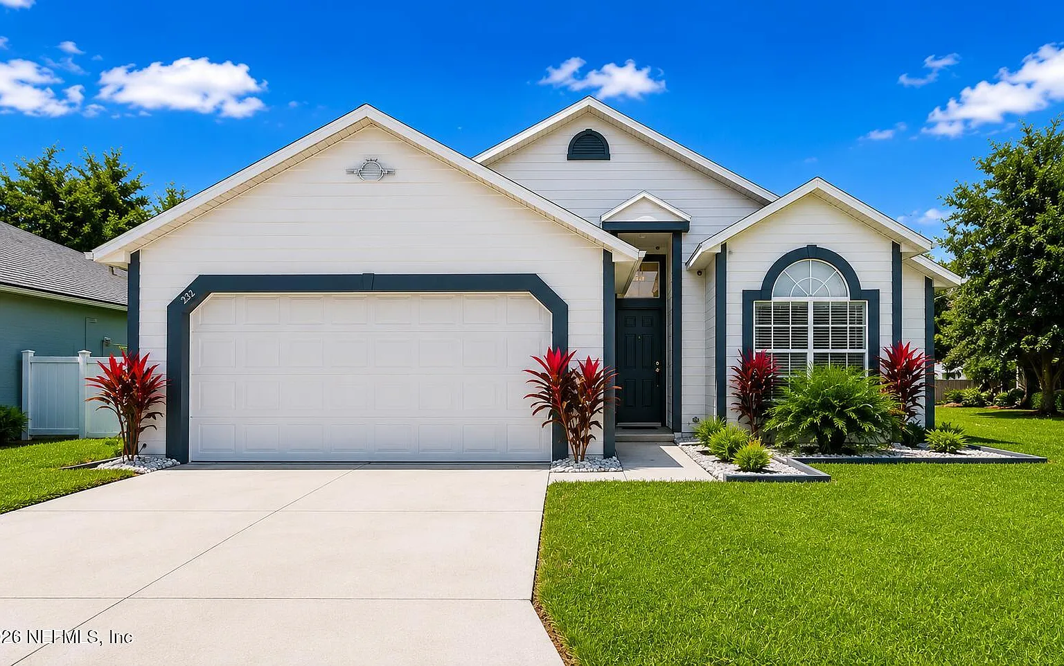 4 bed, 2.0 bath, 1512 sqft, $3,350 — Photo 1