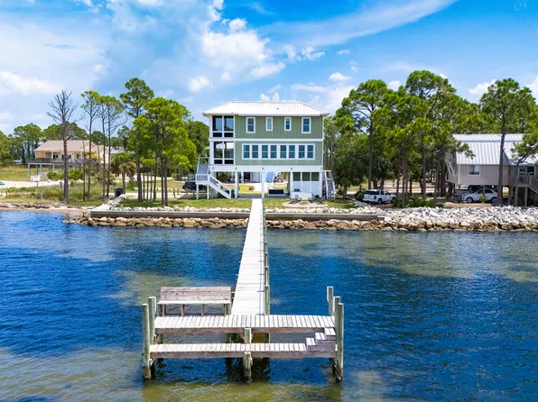 451 N Sawyer St, Eastpoint, FL 32328