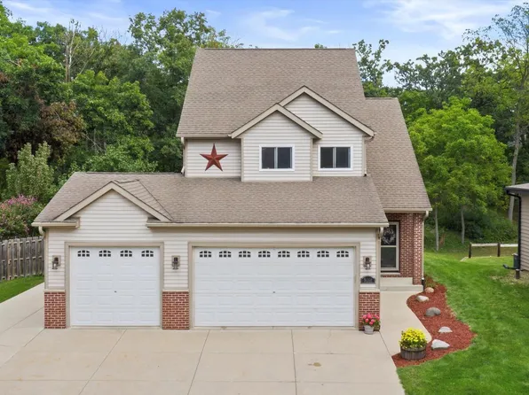 34106 White Oak DRIVE, Burlington, WI 53105