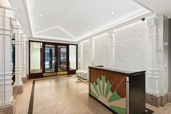 Rented by REAL New York | media 26