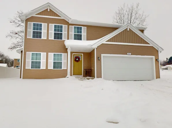 803 Parkwood Dr, Greenville, MI 48838