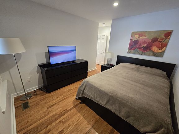 4th image of 712 15th St S APT A