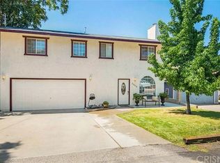 29516 Cromwell Ave, Val Verde, CA 91384