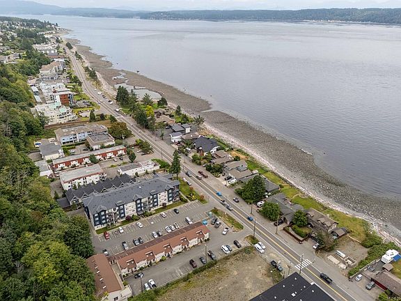 2nd image of 824 Island Hwy S #110