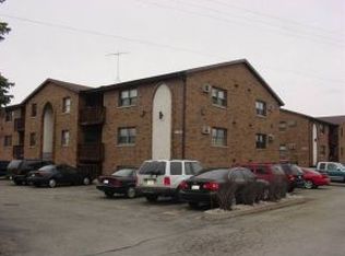 1161 Gillingham Rd #A9, Neenah, WI 54956