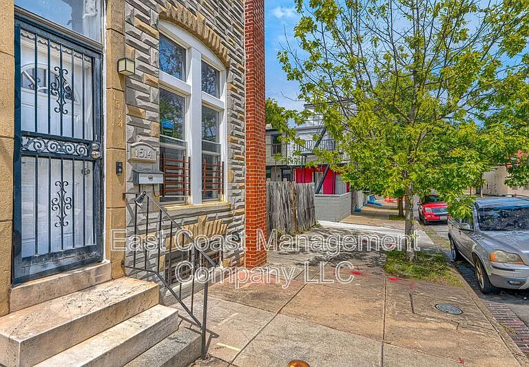 1514 E Federal St — Photo 2