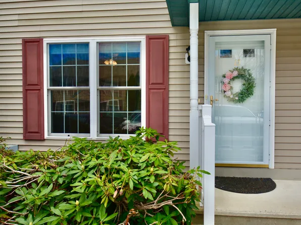 306 Salem Turnpike #15, Norwich, CT 06360