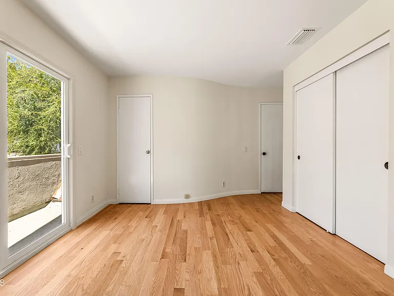 477 S Euclid Ave #477E — Photo 21