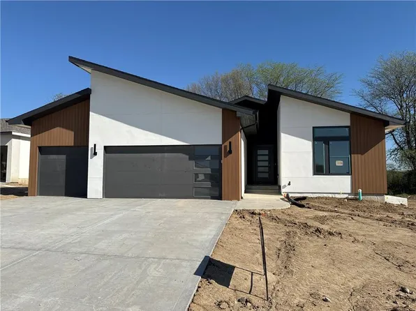 4214 NW 77th Ter, Kansas City, MO 64151