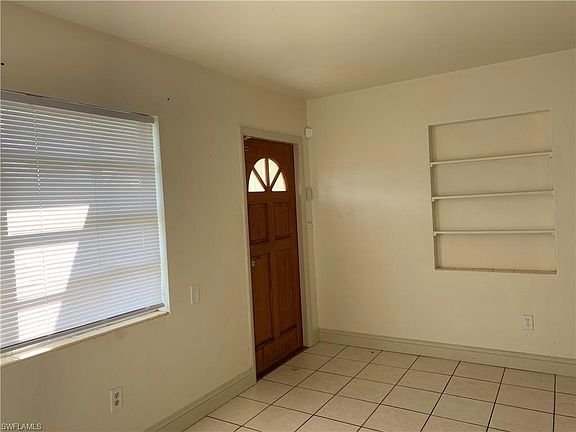 3rd image of 401 Leeland Heights Blvd W